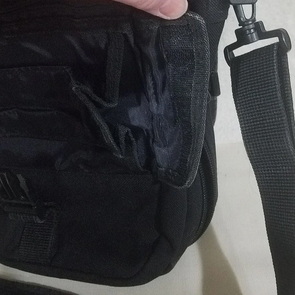Black‎ Messenger Bag Crossbody multipocket The Walking Co Certified Walking Gear